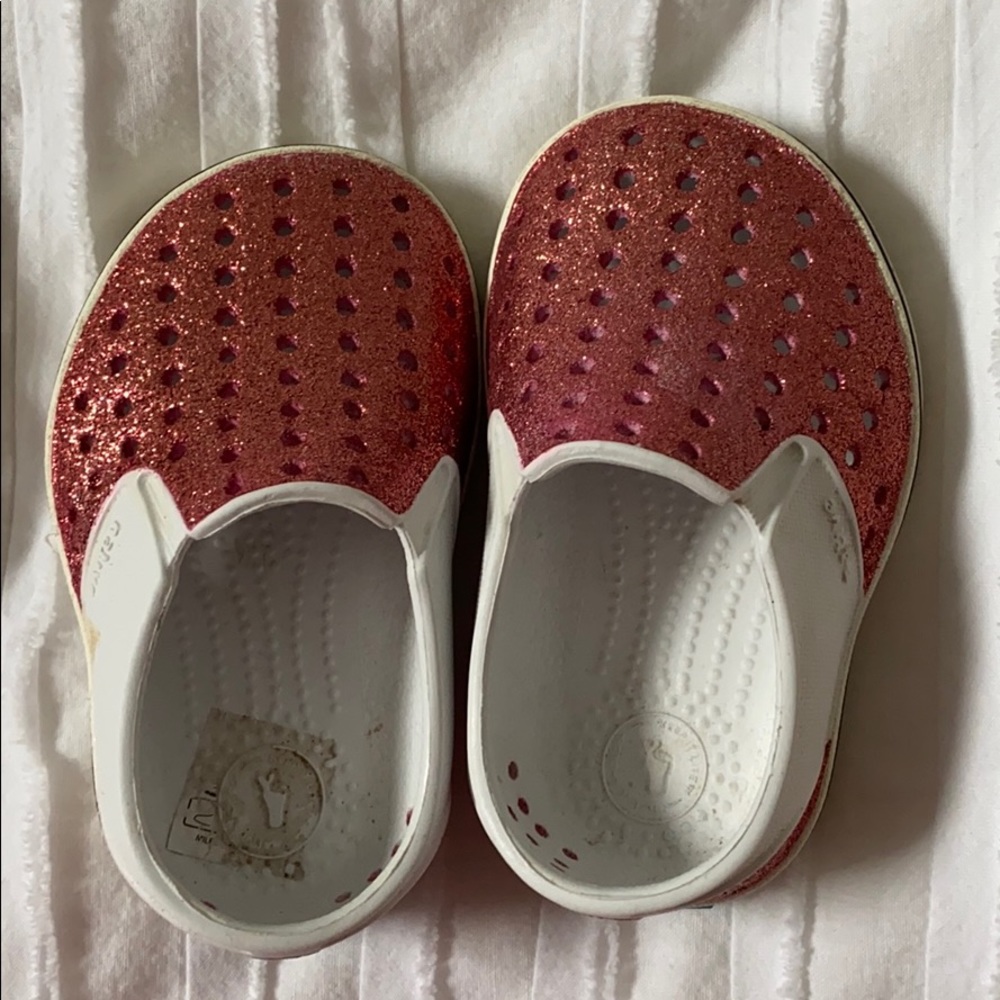 Native pink glitter water shoes